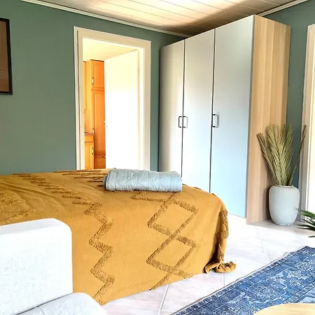 Ensemble Aus Ferienhaus Und Einliegerwohnung Vakantiehuis *