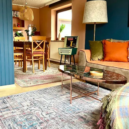 Ensemble Aus Ferienhaus Und Einliegerwohnung Büsum