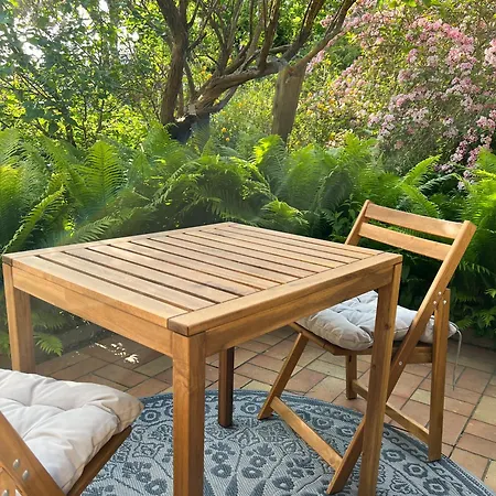 Vakantiehuis Ensemble Aus Ferienhaus Und Einliegerwohnung *